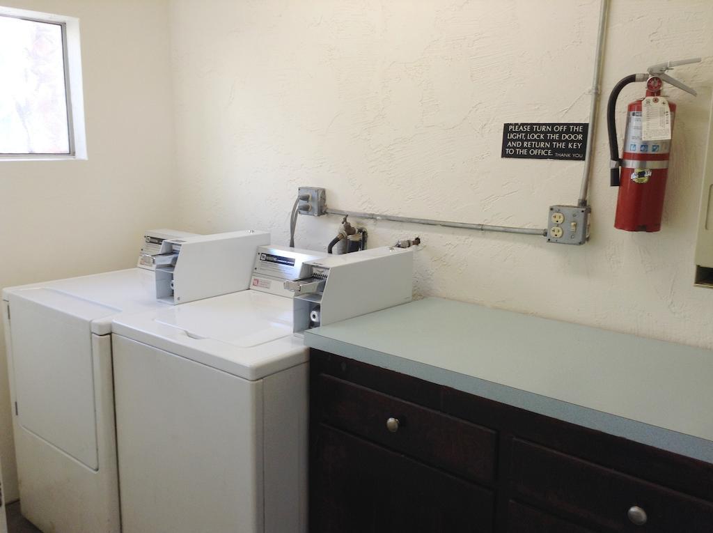 Motel Days By Wyndham Oceanside
