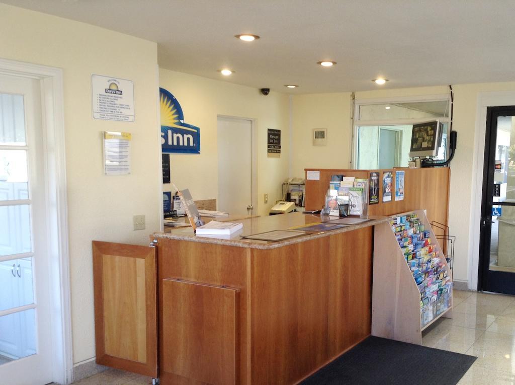 Days By Wyndham Motel